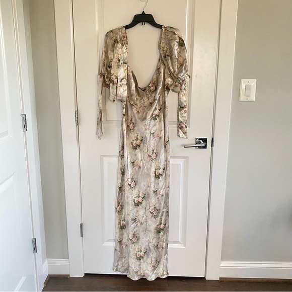 Selkie Poet Puff-Sleeve Sweetheart Silk Charmeuse Slip Midi Dress - Picture 4 of 8